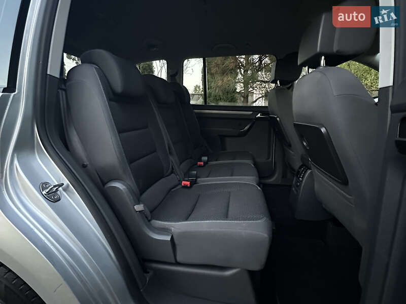 Минивэн Volkswagen Touran 2013 в Сарнах фото 41 Минивэн Volkswagen Touran 2013 в Сарнах