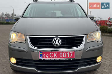Минивэн Volkswagen Touran 2009 в Виннице