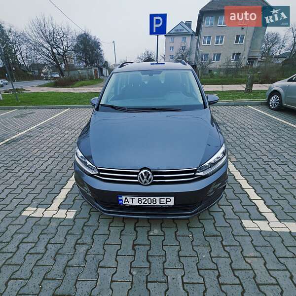 Микровэн Volkswagen Touran 2017 в Ивано-Франковске