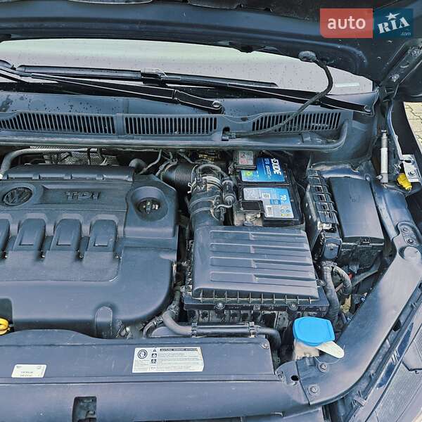 Микровэн Volkswagen Touran 2017 в Ивано-Франковске