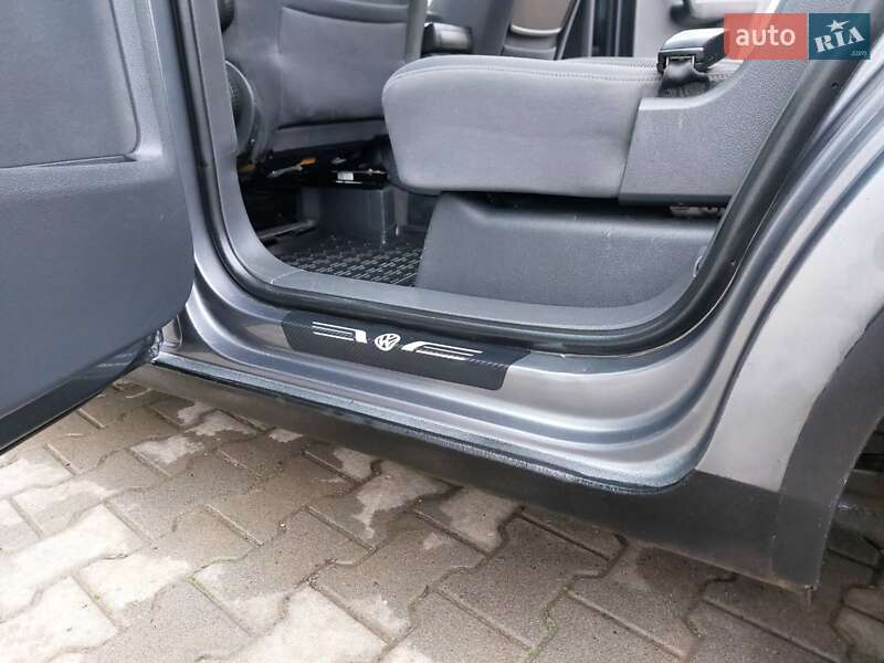 Мінівен Volkswagen Touran 2005 в Сторожинці фото 13 Мінівен Volkswagen Touran 2005 в Сторожинці