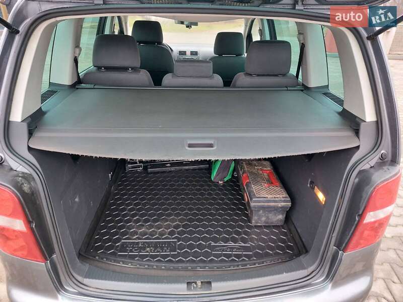 Мінівен Volkswagen Touran 2005 в Сторожинці фото 27 Мінівен Volkswagen Touran 2005 в Сторожинці