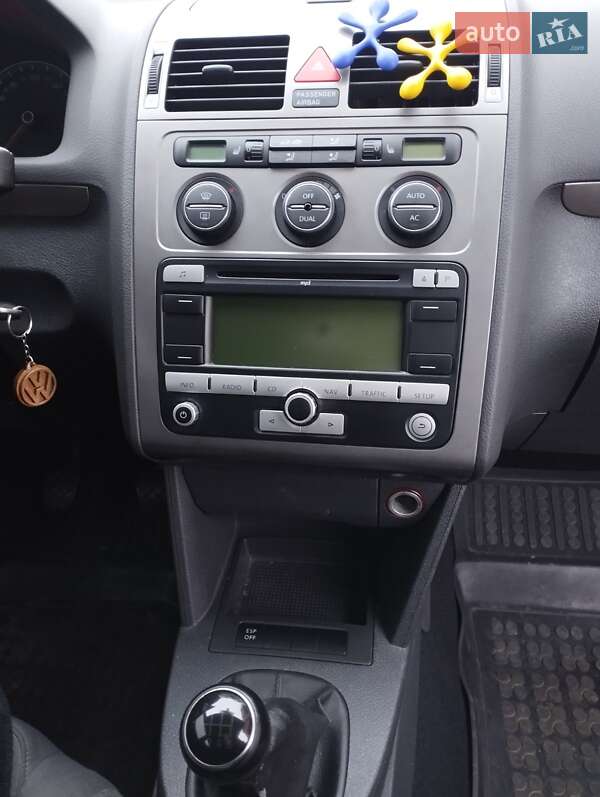 Минивэн Volkswagen Touran 2008 в Луцке