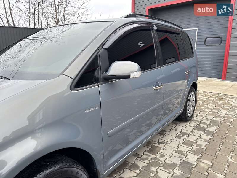 Минивэн Volkswagen Touran 2004 в Черновцах фото 11 Минивэн Volkswagen Touran 2004 в Черновцах