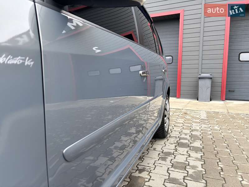 Минивэн Volkswagen Touran 2004 в Черновцах фото 31 Минивэн Volkswagen Touran 2004 в Черновцах