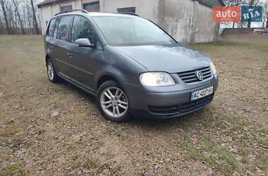 Мінівен Volkswagen Touran 2004 в Ратному