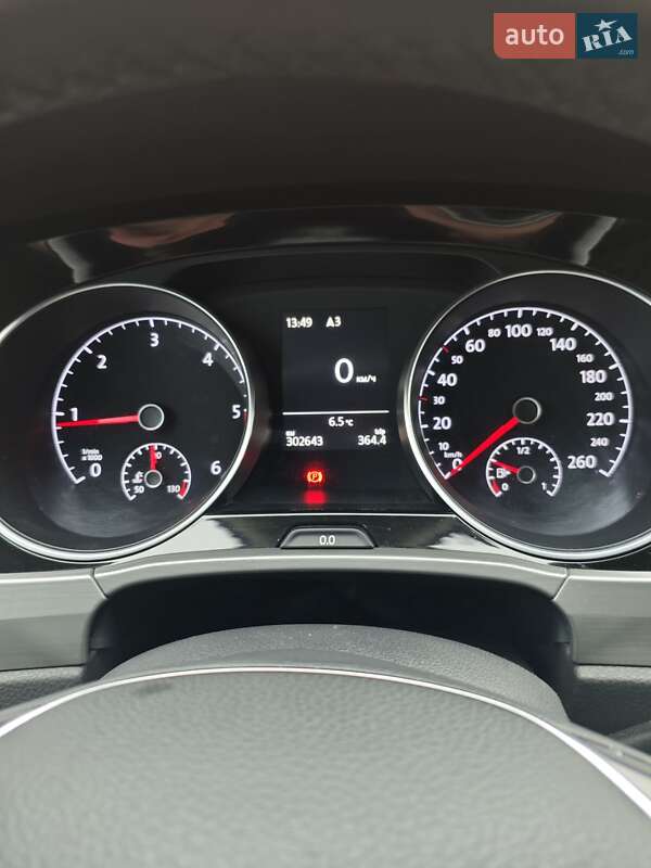 Микровэн Volkswagen Touran 2016 в Славуте