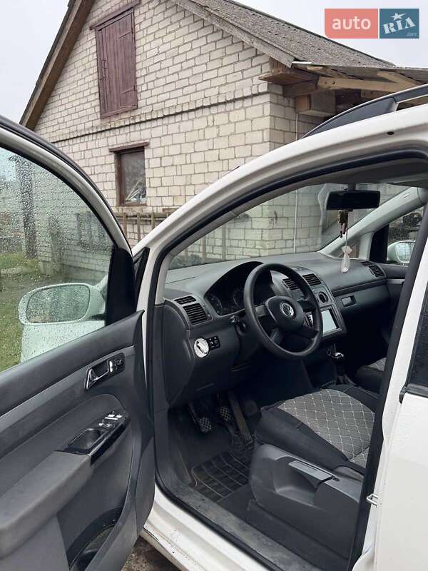 Минивэн Volkswagen Touran 2003 в Ковеле