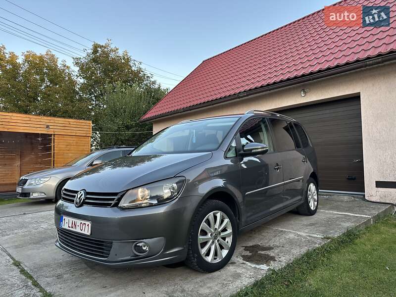 Volkswagen Touran 2012