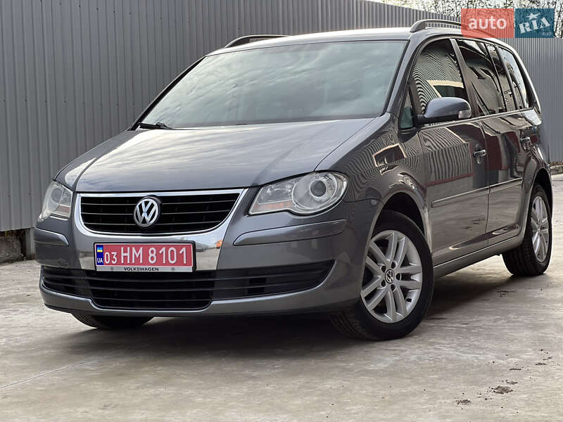 Минивэн Volkswagen Touran 2007 в Лубнах