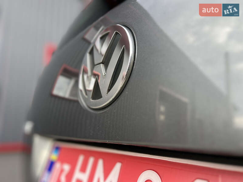 Минивэн Volkswagen Touran 2007 в Лубнах