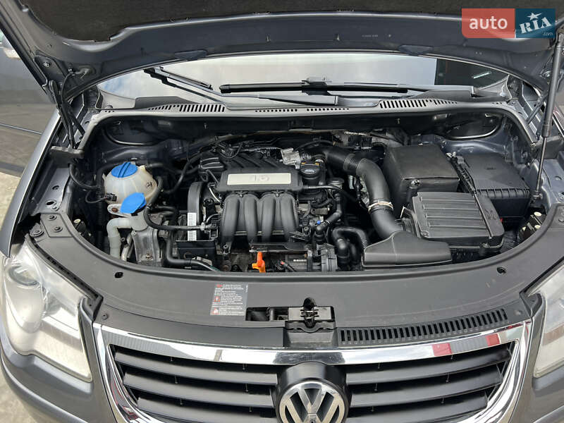 Минивэн Volkswagen Touran 2007 в Лубнах