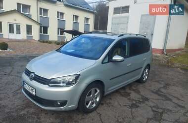 Минивэн Volkswagen Touran 2015 в Львове