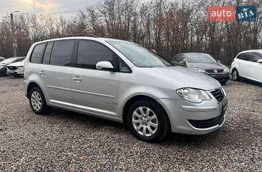 Мінівен Volkswagen Touran 2009 в Полтаві