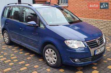 Минивэн Volkswagen Touran 2009 в Черкассах