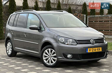 Минивэн Volkswagen Touran 2012 в Стрые