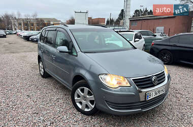 Минивэн Volkswagen Touran 2008 в Полтаве