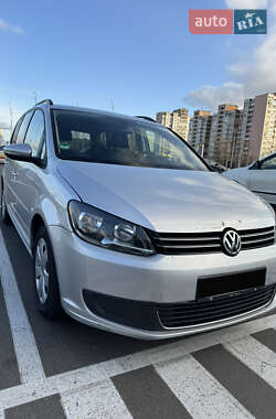 Минивэн Volkswagen Touran 2012 в Харькове