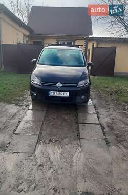 Минивэн Volkswagen Touran 2012 в Чернигове