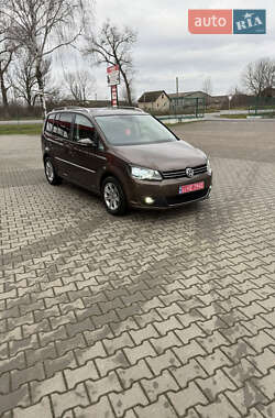 Минивэн Volkswagen Touran 2014 в Черновцах