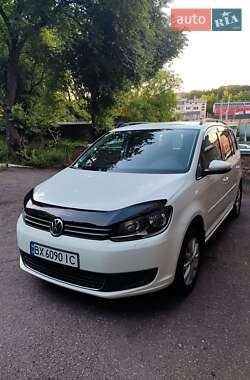 Минивэн Volkswagen Touran 2014 в Хмельницком