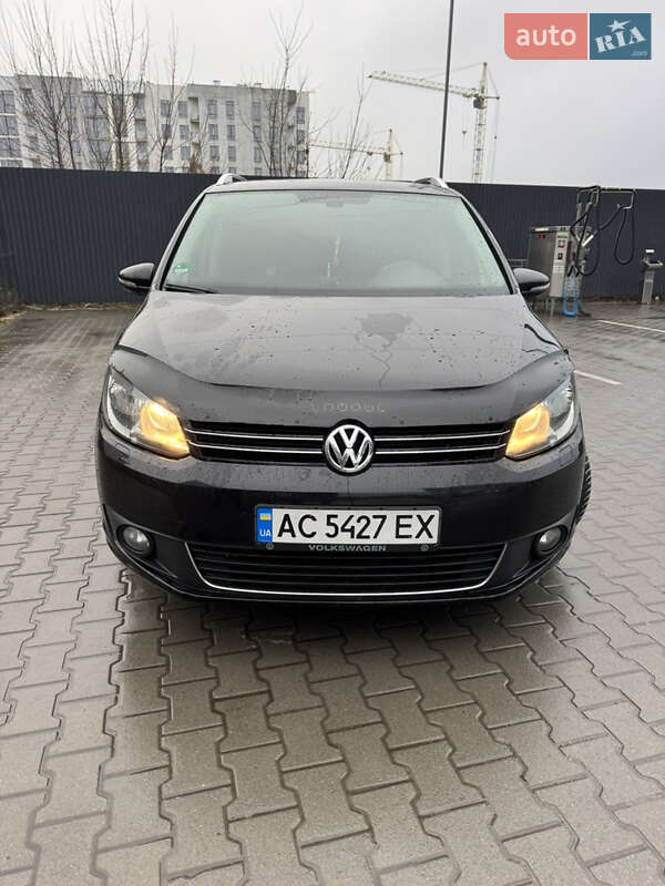 Volkswagen Touran 2011