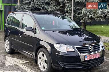 Минивэн Volkswagen Touran 2009 в Вознесенске