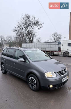 Минивэн Volkswagen Touran 2005 в Днепре