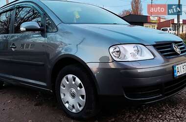 Мінівен Volkswagen Touran 2004 в Переяславі