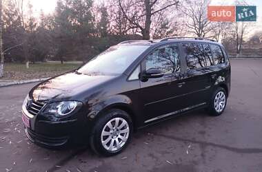 Мінівен Volkswagen Touran 2009 в Сокирянах