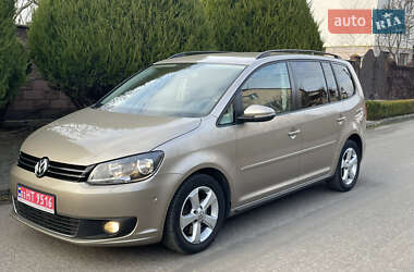 Мінівен Volkswagen Touran 2014 в Луцьку
