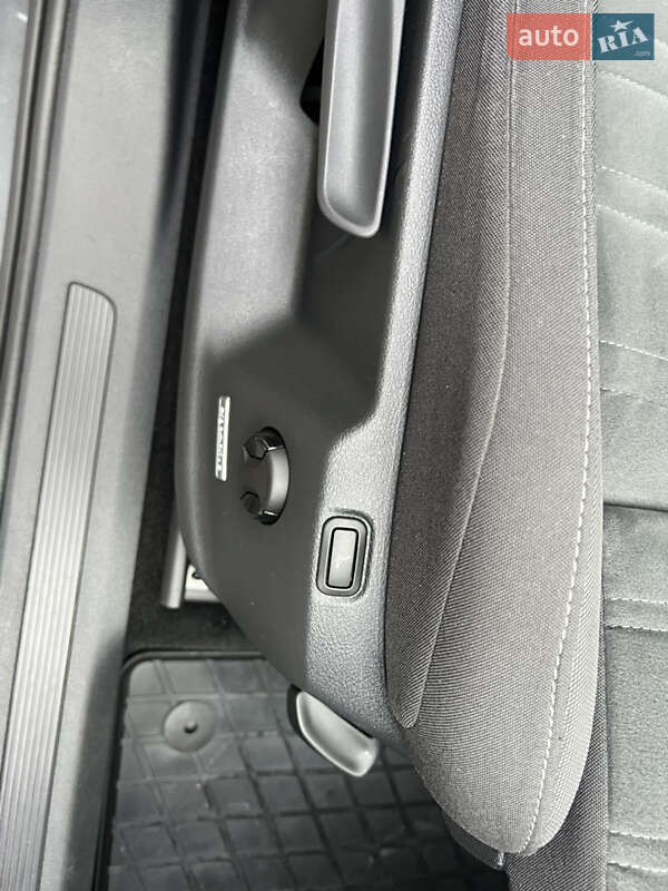 Мікровен Volkswagen Touran 2019 в Ковелі