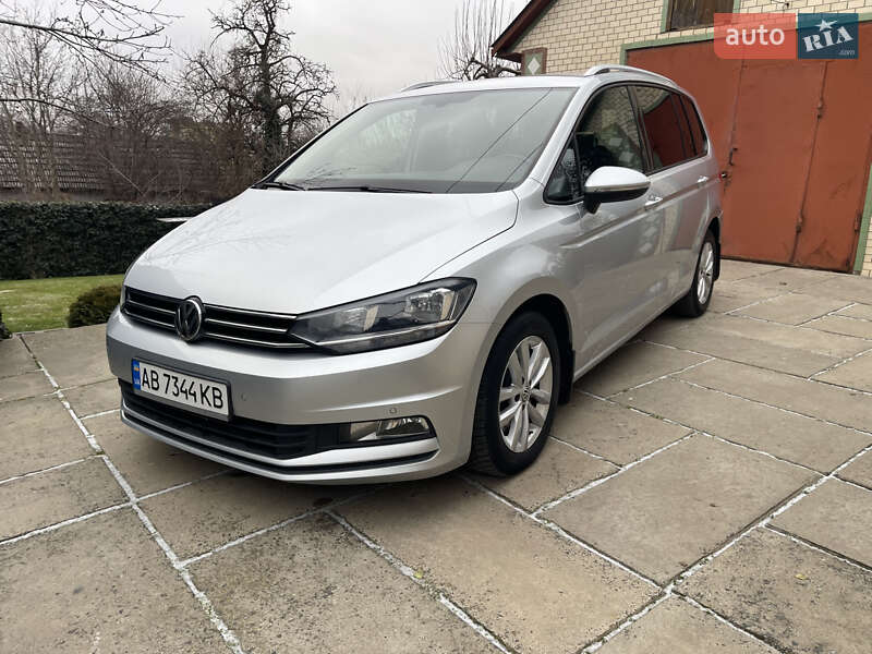 Volkswagen Touran 2017 Volkswagen Touran 2017