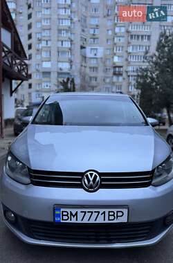 Минивэн Volkswagen Touran 2012 в Сумах