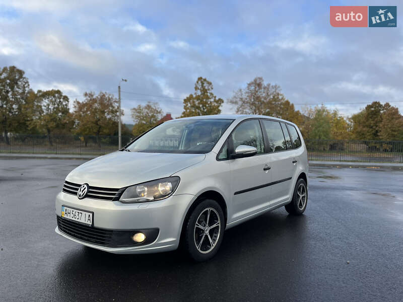 Volkswagen Touran 2012