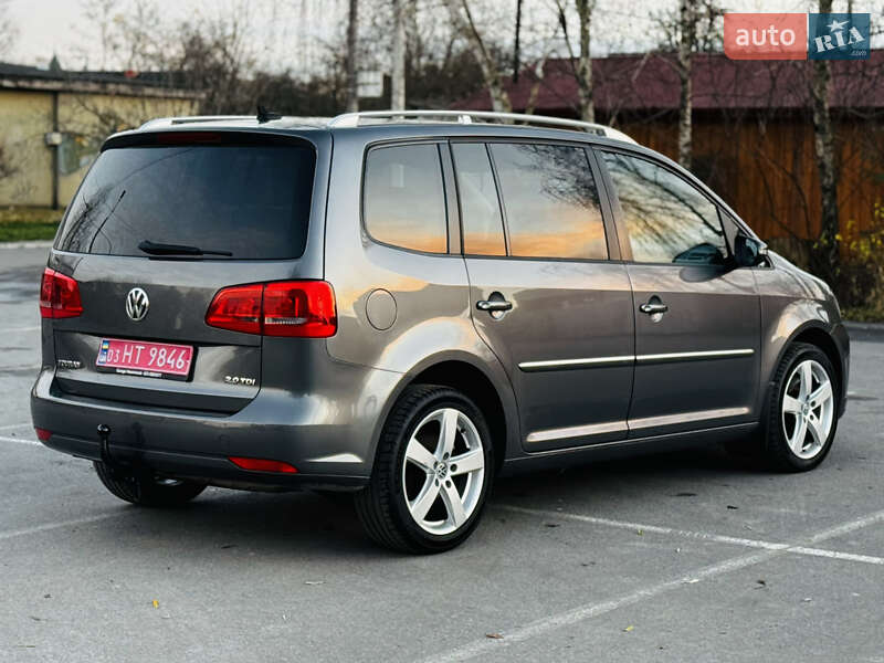 Мінівен Volkswagen Touran 2012 в Здолбуніві