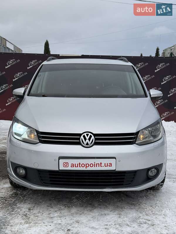 Мінівен Volkswagen Touran 2012 в Сумах