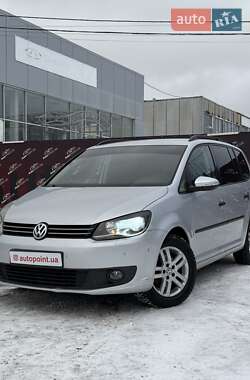 Минивэн Volkswagen Touran 2012 в Сумах
