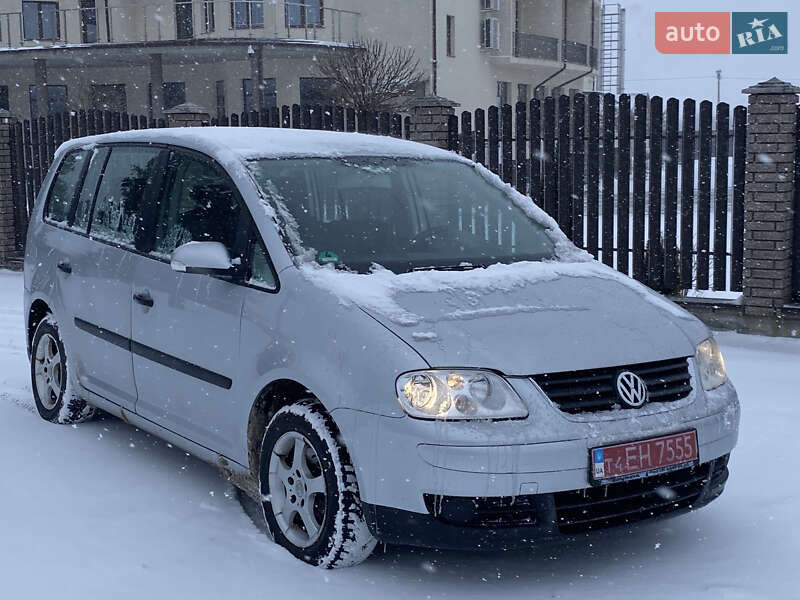 Минивэн Volkswagen Touran 2005 в Вознесенске