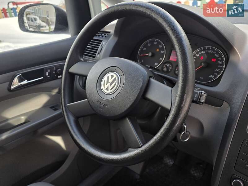 Минивэн Volkswagen Touran 2005 в Тернополе фото 38 Минивэн Volkswagen Touran 2005 в Тернополе