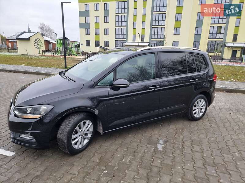 Мікровен Volkswagen Touran 2017 в Ковелі