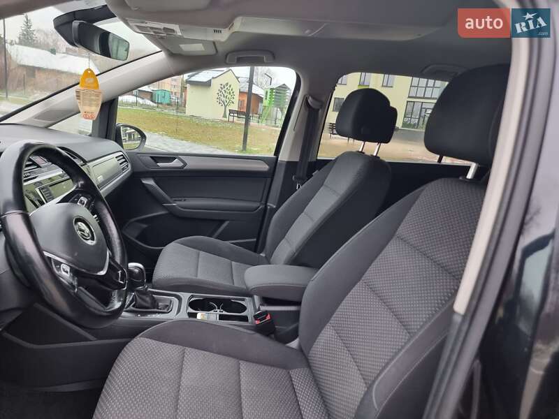 Мікровен Volkswagen Touran 2017 в Ковелі