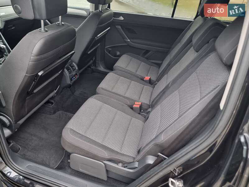 Мікровен Volkswagen Touran 2017 в Ковелі