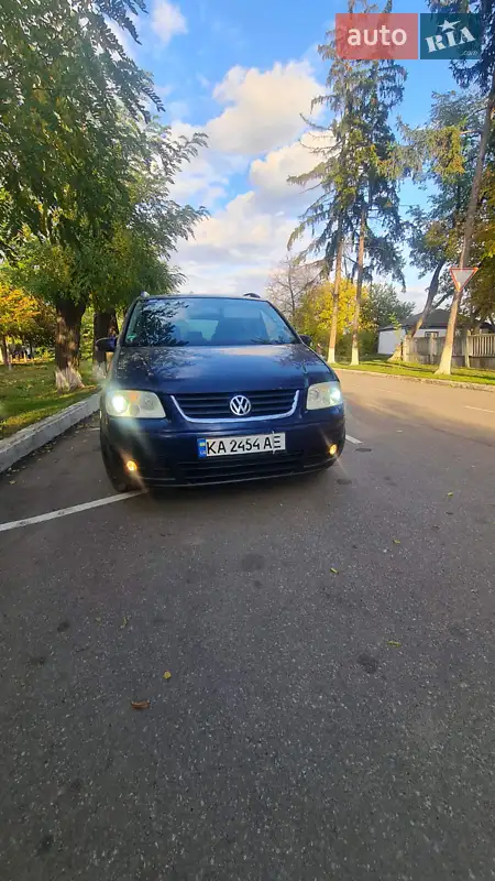 Volkswagen Touran 2003