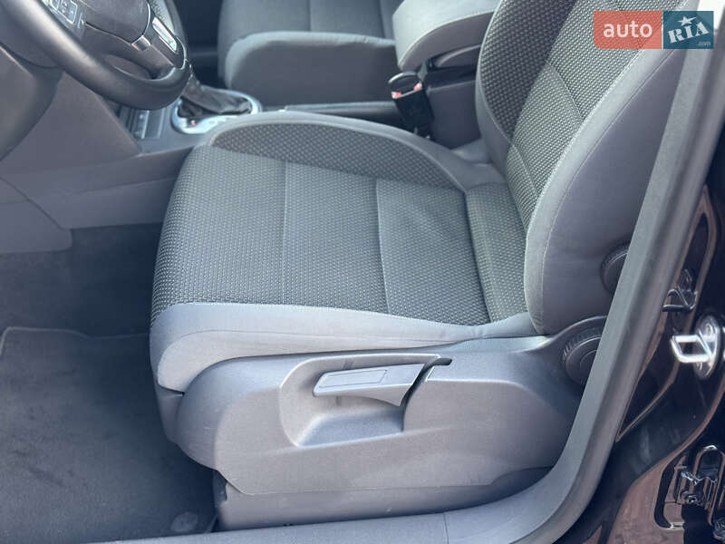 Минивэн Volkswagen Touran 2011 в Стрые фото 66 Минивэн Volkswagen Touran 2011 в Стрые