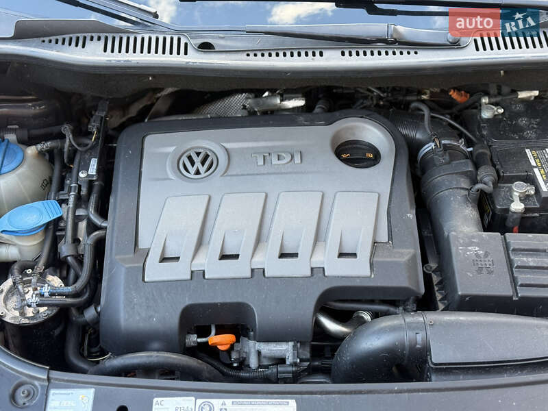 Минивэн Volkswagen Touran 2011 в Стрые фото 95 Минивэн Volkswagen Touran 2011 в Стрые