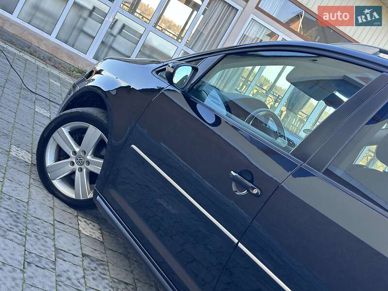 Минивэн Volkswagen Touran 2011 в Дрогобыче фото 44 Минивэн Volkswagen Touran 2011 в Дрогобыче