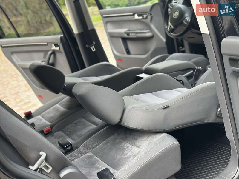 Минивэн Volkswagen Touran 2011 в Дрогобыче фото 54 Минивэн Volkswagen Touran 2011 в Дрогобыче