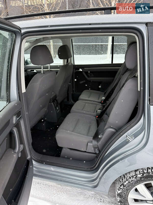 Минивэн Volkswagen Touran 2009 в Белой Церкви