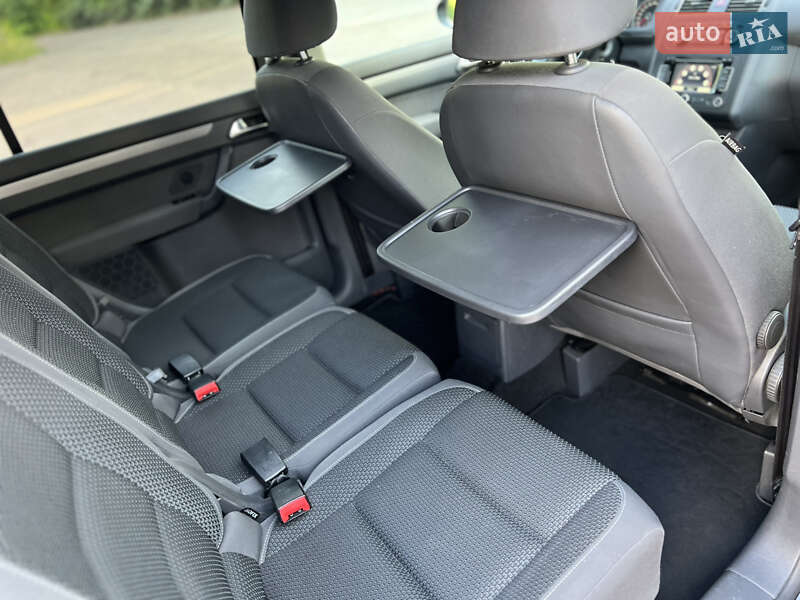 Минивэн Volkswagen Touran 2011 в Бердичеве фото 35 Минивэн Volkswagen Touran 2011 в Бердичеве